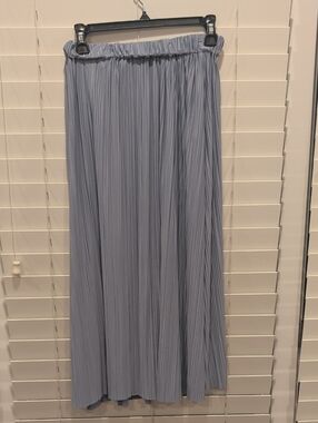 SAMSOE Pleated Light Blue Maxi Skirt